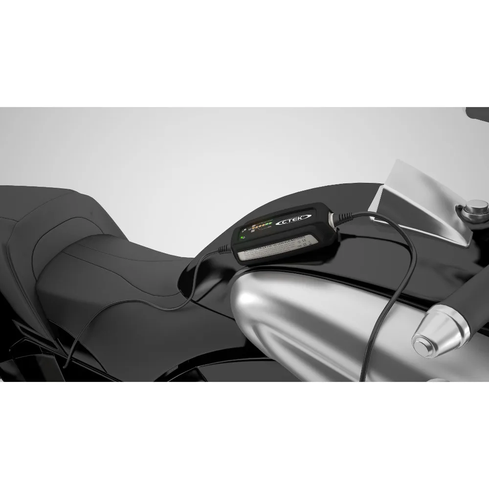 CTEK Bumper 10 for 0.8 A Battery Charger - Image 3