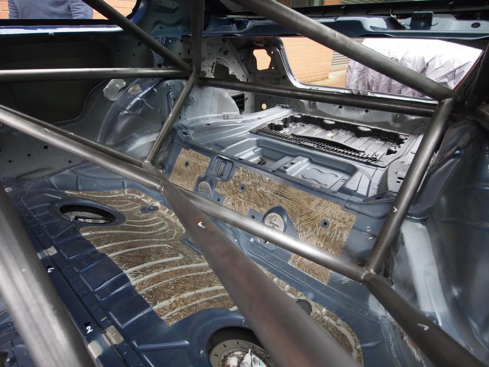 Custom Cages Multipoint Weld-In Roll Cage for BMW E92 (2-Door) - FIA - Image 4
